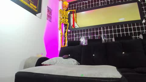 diosa aylaIndependent Model online show from 10-16-25, 11:28