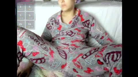 diosaelchat online show from 11-05-25, 03:17