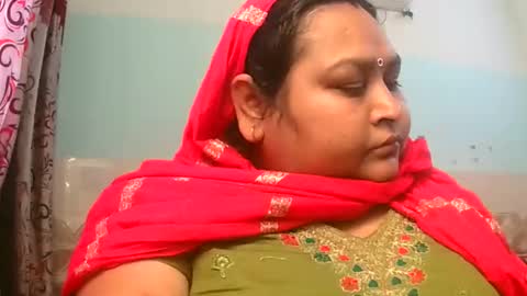 Snapshot of dipa2345569393 chatting on 02-23-26, 04:43 dipa2345569393 online show from 02-23-26, 04:43