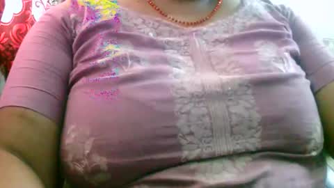 Snapshot of dipa2345569393 chatting on 03-10-26, 11:26 dipa2345569393 online show from 03-10-26, 11:26