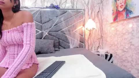 Snapshot of dirty_miia chatting on 10-24-25, 12:34 MIA online show from 10-24-25, 12:34