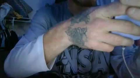 Justin Robinson online show from 10-27-25, 04:49