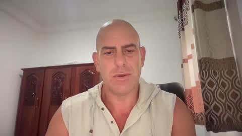 Snapshot of dirtydanlondon chatting on 02-11-25, 08:48 Dirtydanlondon online show from 02-11-25, 08:48