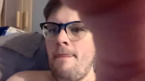 Snapshot of dirtydogsday chatting on 02-11-25, 07:27 Dirtydog online show from 02-11-25, 07:27