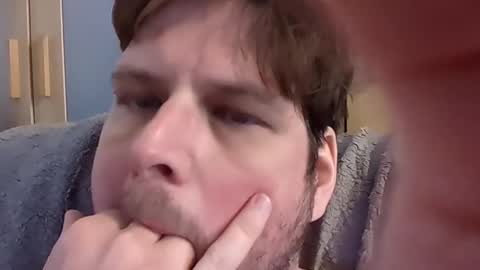 Snapshot of dirtydogsday chatting on 03-04-25, 03:26 Dirtydog online show from 03-04-25, 03:26