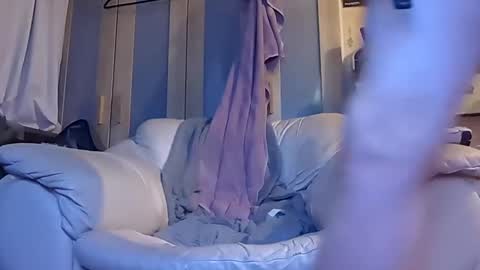 Snapshot of dirtydogsday chatting on 03-10-25, 08:12 Dirtydog online show from 03-10-25, 08:12