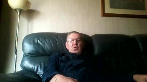 Snapshot of discovery63 chatting on 12-08-24, 01:03 discovery63 online show from 12-08-24, 01:03