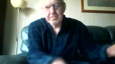 Snapshot of discovery63 chatting on 12-20-24, 11:54 discovery63 online show from 12-20-24, 11:54