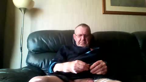 Snapshot of discovery63 chatting on 01-02-25, 11:52 discovery63 online show from 01-02-25, 11:52