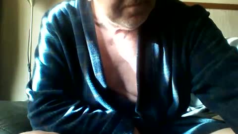 Snapshot of discovery63 chatting on 02-05-25, 11:12 discovery63 online show from 02-05-25, 11:12