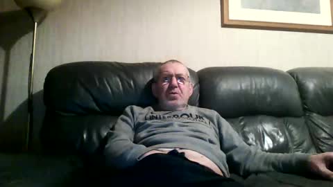 Snapshot of discovery63 chatting on 02-09-25, 05:54 discovery63 online show from 02-09-25, 05:54