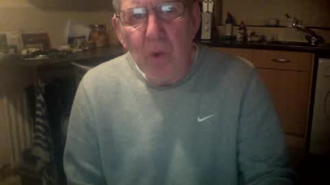 Snapshot of discovery63 chatting on 03-11-25, 07:36 discovery63 online show from 03-11-25, 07:36