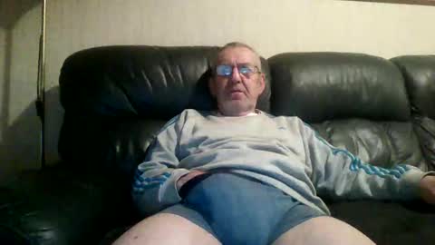 Snapshot of discovery63 chatting on 11-03-25, 06:42 discovery63 online show from 11-03-25, 06:42