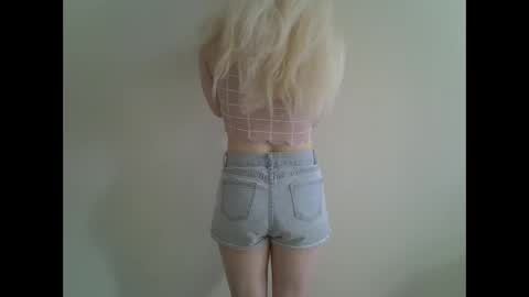 DitaMilton online show from 02-26-25, 11:41