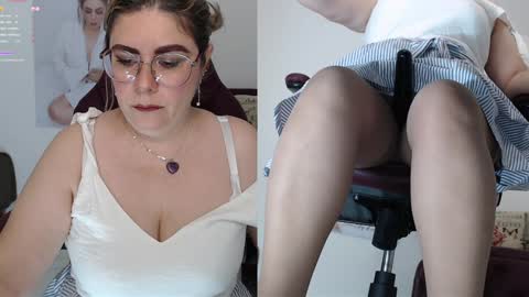 Snapshot of diva_milf chatting on 01-17-25, 09:17 Diva online show from 01-17-25, 09:17