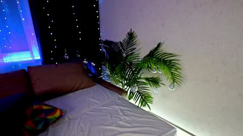 Tia online show from 12-29-24, 02:38