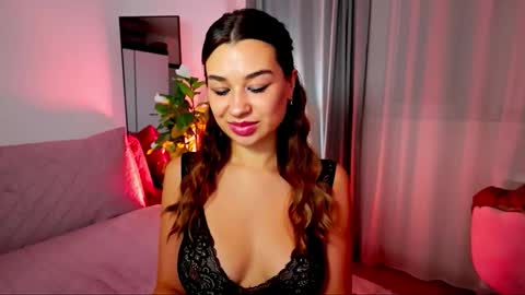 Tia online show from 11-07-25, 10:43