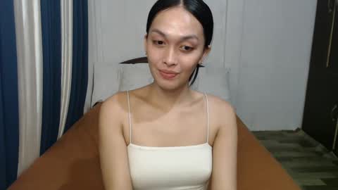 DIVINA online show from 01-19-25, 03:10