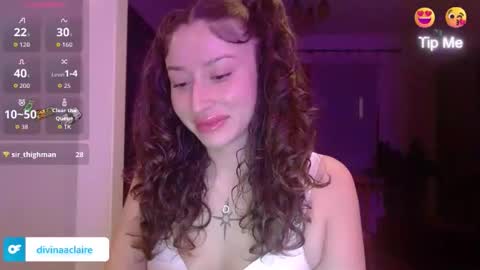 Divina Claire    online show from 11-12-25, 04:46