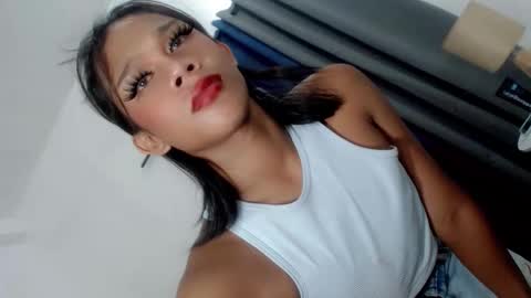 Snapshot of divine_sawanta chatting on 09-14-25, 02:27 SAWANTA online show from 09-14-25, 02:27