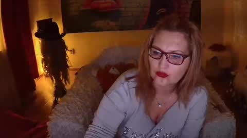 Snapshot of divineblond chatting on 01-09-25, 05:33 Alexxa online show from 01-09-25, 05:33