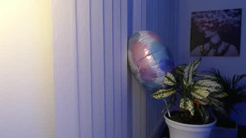 Hera online show from 11-26-25, 10:05