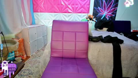 Snapshot of divynejade chatting on 12-02-24, 08:00 Jade Divyne online show from 12-02-24, 08:00