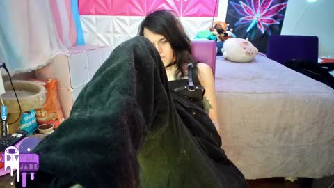 Snapshot of divynejade chatting on 12-03-24, 05:20 Jade Divyne online show from 12-03-24, 05:20