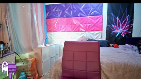 Snapshot of divynejade chatting on 12-27-24, 06:20 Jade Divyne online show from 12-27-24, 06:20