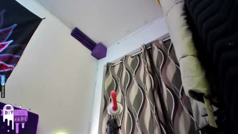 Snapshot of divynejade chatting on 02-20-25, 07:12 Jade Divyne online show from 02-20-25, 07:12