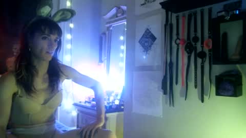 Snapshot of dixie_doll chatting on 09-13-25, 06:24 Dixie Doll online show from 09-13-25, 06:24