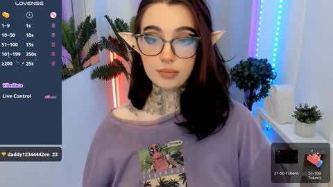 dixipixi_ online show from 12-08-24, 05:29