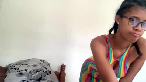 Snapshot of djayanah chatting on 01-14-26, 12:33 djayanah online show from 01-14-26, 12:33