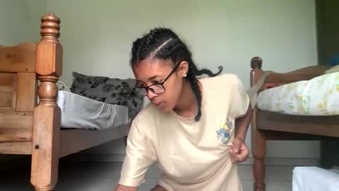 Snapshot of djayanah chatting on 01-15-26, 06:29 djayanah online show from 01-15-26, 06:29