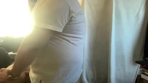 Snapshot of djfreeque chatting on 10-18-25, 06:52 djfreeque online show from 10-18-25, 06:52