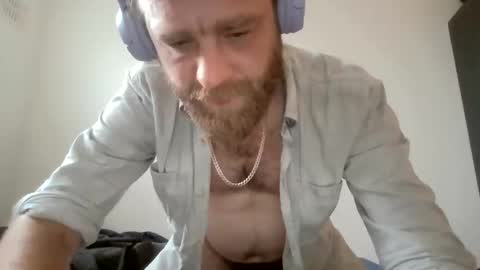 Snapshot of djschoor chatting on 09-10-25, 03:12 djschoor online show from 09-10-25, 03:12