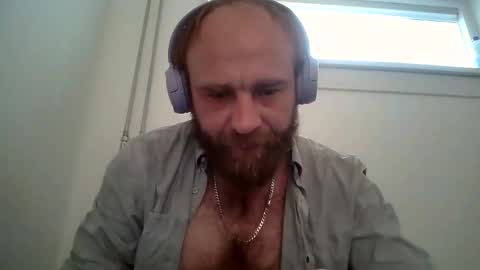 Snapshot of djschoor chatting on 09-12-25, 05:24 djschoor online show from 09-12-25, 05:24