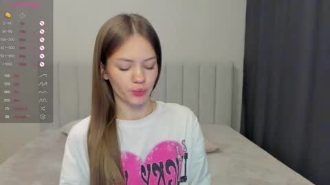 Polly and Kiriko online show from 11-08-25, 11:32