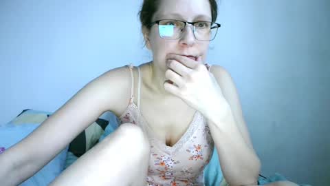 Snapshot of dobrodeya chatting on 01-03-25, 09:58 Dobrodeya online show from 01-03-25, 09:58