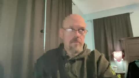 Snapshot of dolins chatting on 02-17-26, 05:19 dolins online show from 02-17-26, 05:19