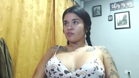 doll_and_thebrown online show from 10-08-25, 11:24