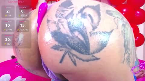 Snapshot of doll_coquette chatting on 02-14-25, 03:47 Heilen Niikol online show from 02-14-25, 03:47