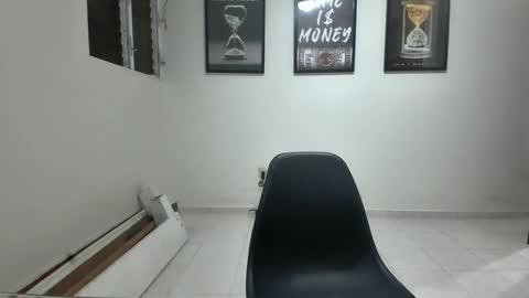 DollarHot30 online show from 01-04-25, 03:18