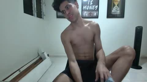 DollarHot30 online show from 01-08-25, 05:05