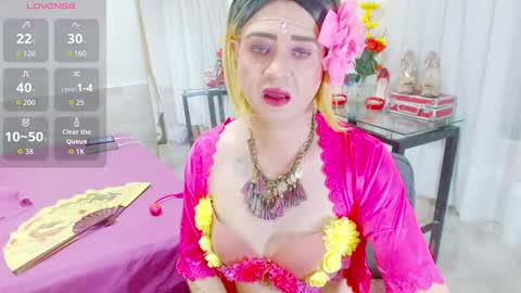 ilona online show from 10-27-25, 05:11