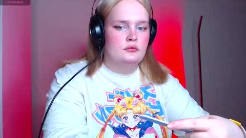 Miss Rose online show from 10-28-25, 08:11