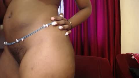 Bella online show from 10-11-25, 10:47