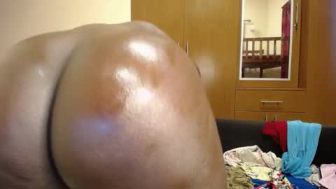 Bella online show from 10-21-25, 07:31