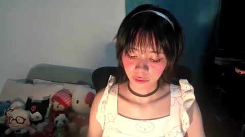 Snapshot of dolliette chatting on 09-20-25, 02:56 mina online show from 09-20-25, 02:56