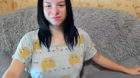 Dolli online show from 10-07-25, 08:00